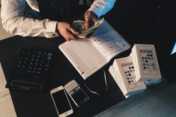 Five Ways to Become the Best Accountant